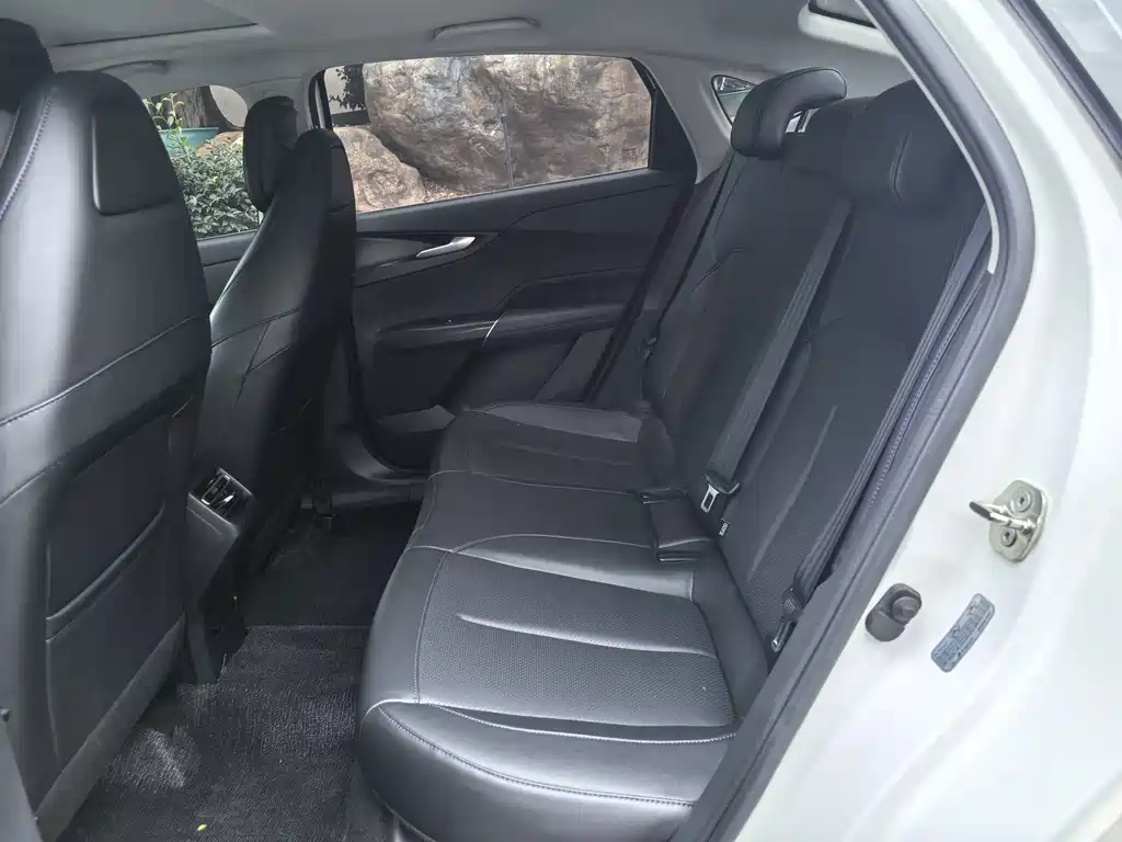 Changan Eado — миниатюра 6