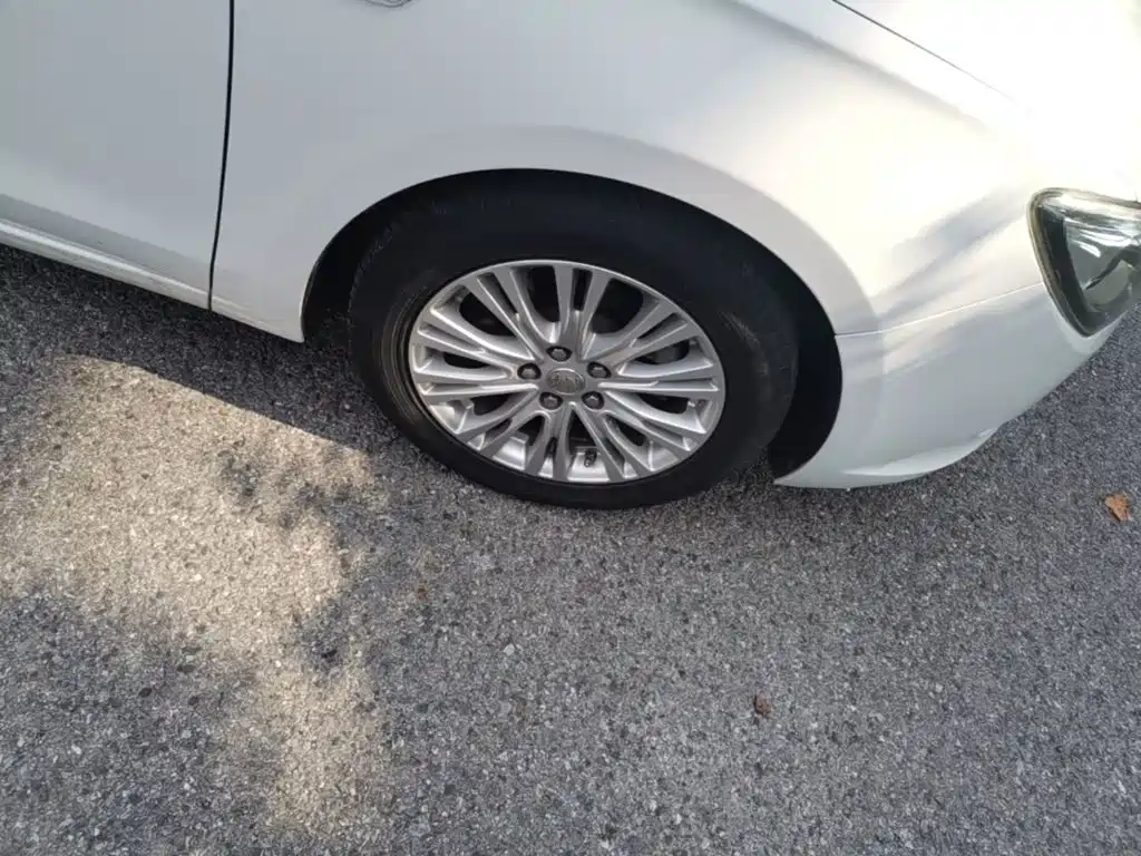 Buick Excelle — миниатюра 14