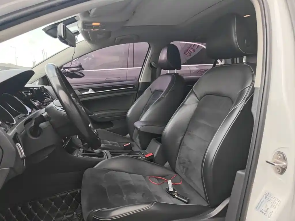 Volkswagen Golf — миниатюра 15