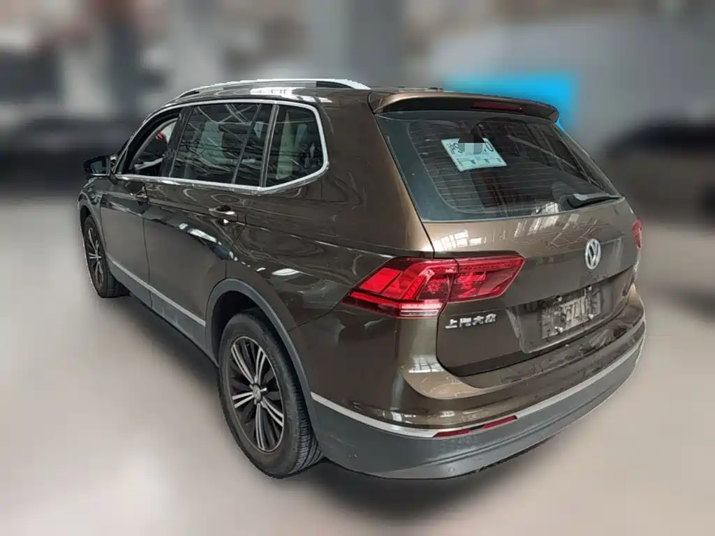 Volkswagen Tiguan L — миниатюра 7