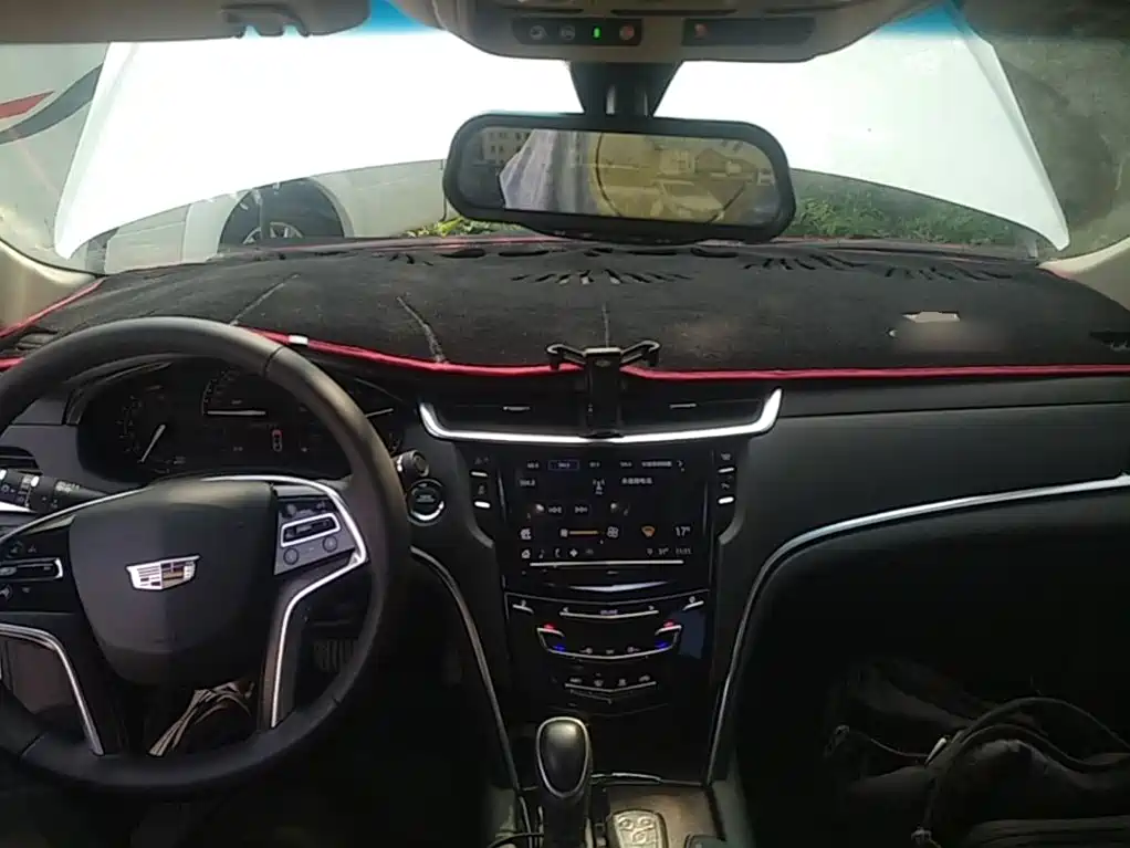 Cadillac XTS — миниатюра 10
