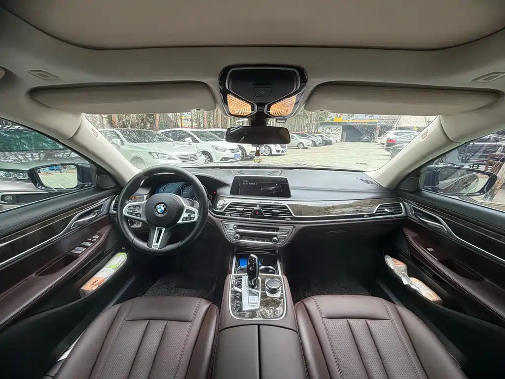 BMW 7 SERIES NEW ENERGY