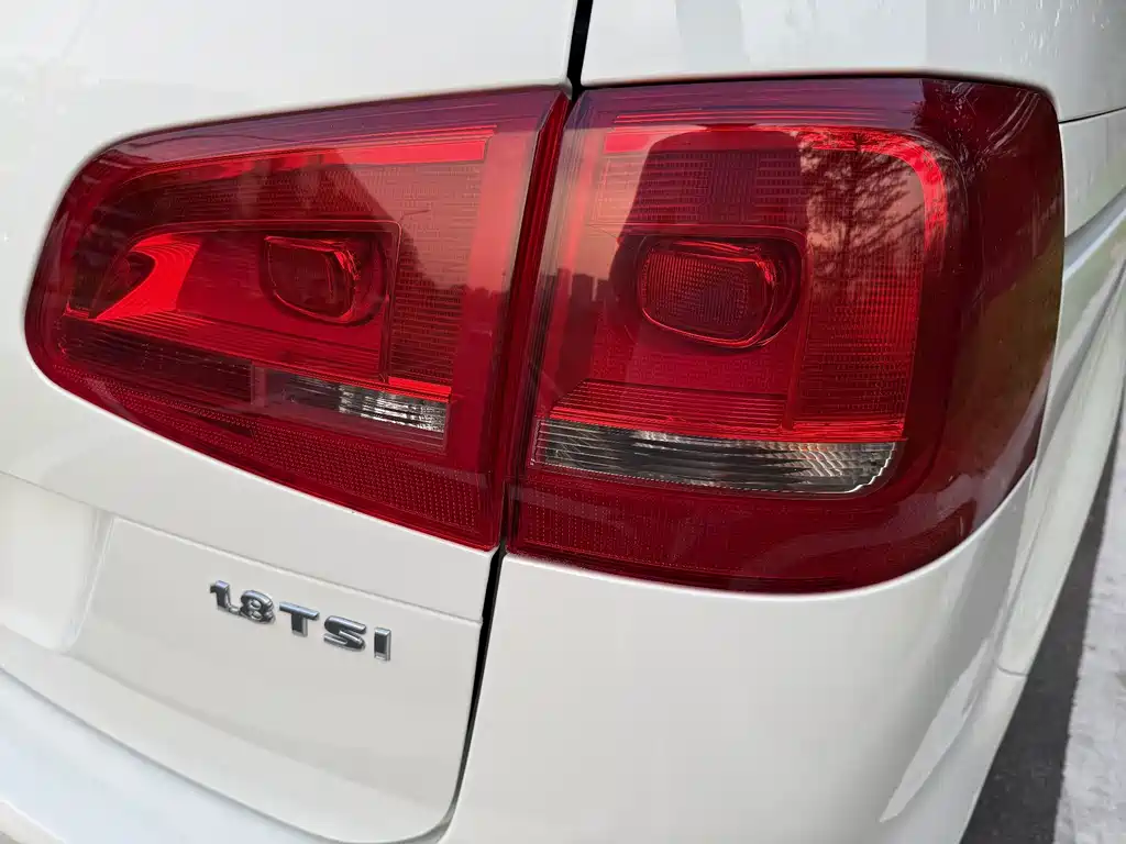 Volkswagen Sharan — миниатюра 20