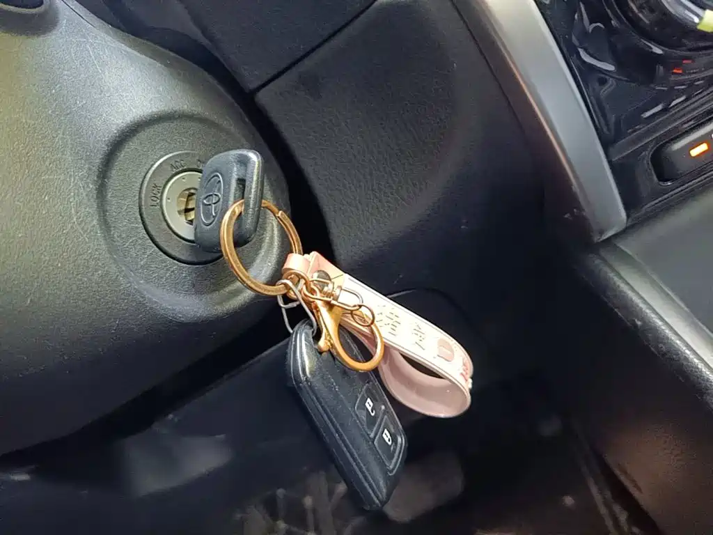 Toyota Yaris L — миниатюра 9