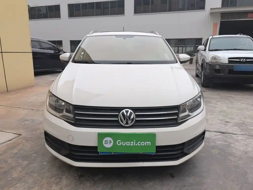 Volkswagen Santana — миниатюра 3