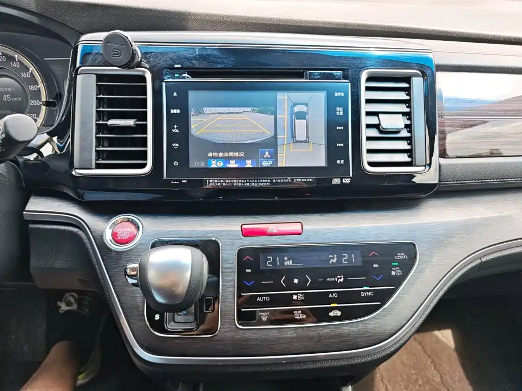 Honda Elysion — миниатюра 15