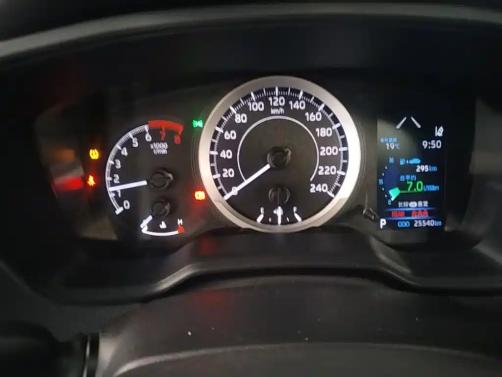 Toyota Corolla — миниатюра 12
