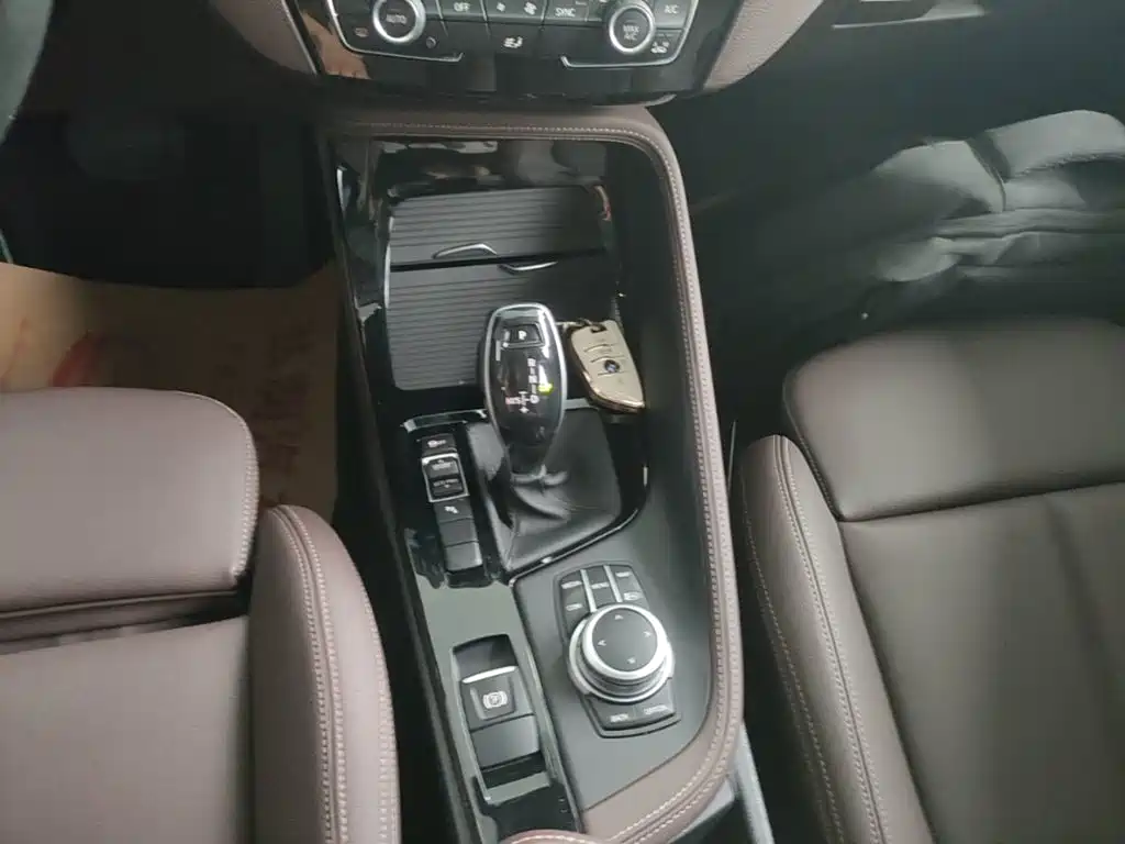 BMW X1 — миниатюра 14