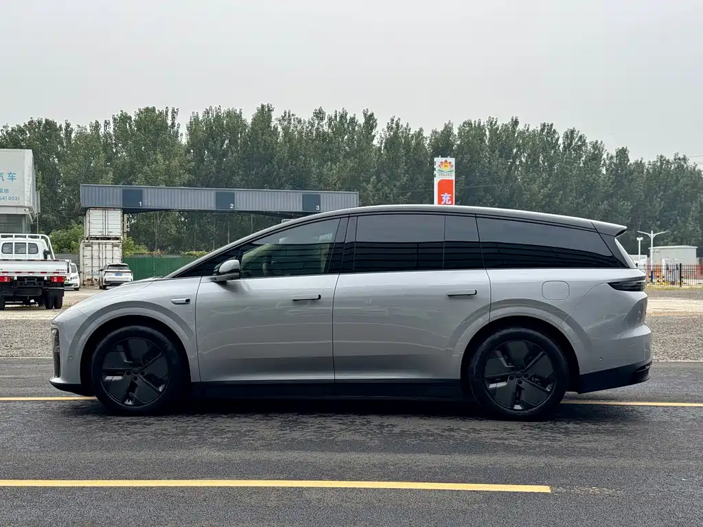 Li Auto Li i8 — миниатюра 5