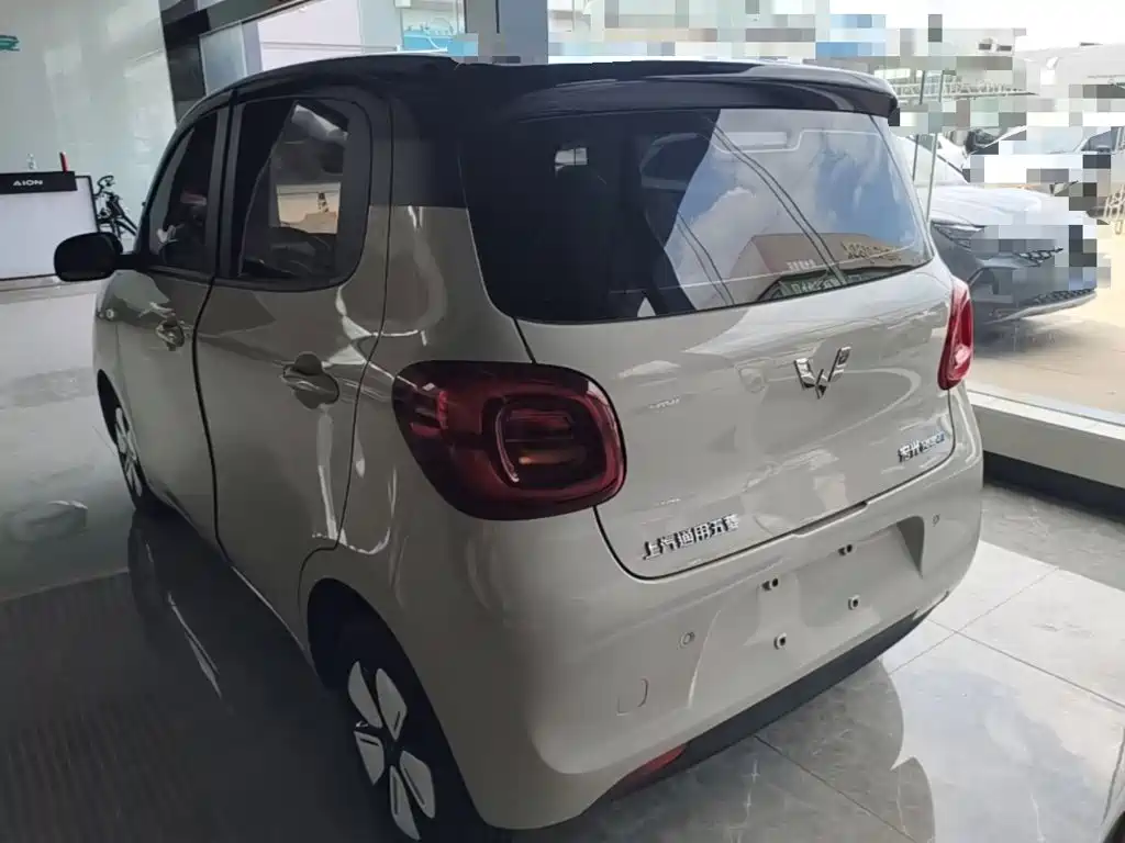 Wuling MINIEV — миниатюра 5