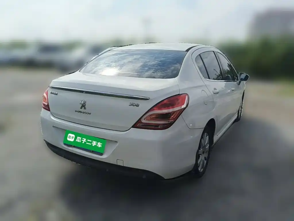 Peugeot 308 — миниатюра 10
