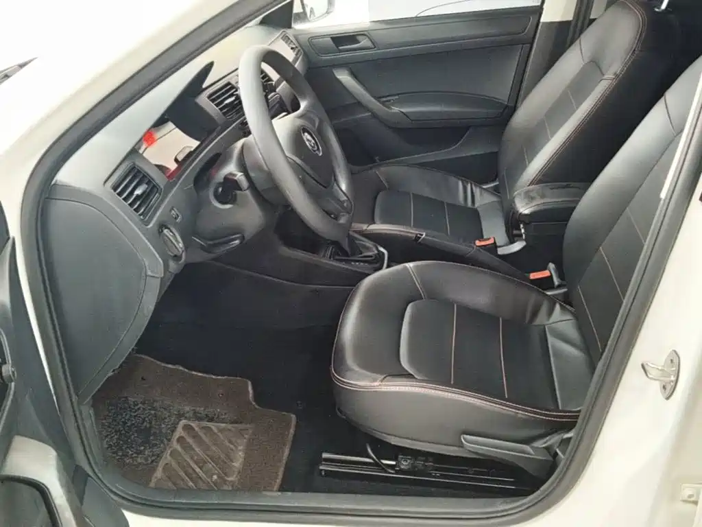 Volkswagen Santana — миниатюра 15