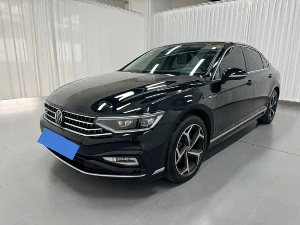 Купить Volkswagen Magotan