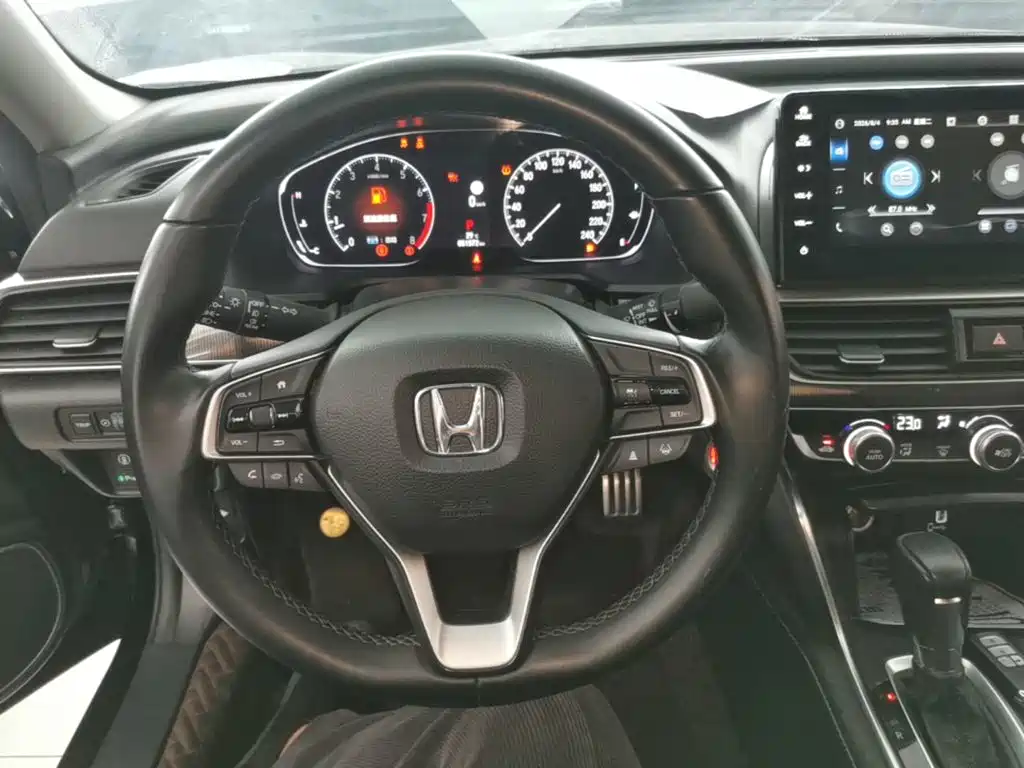 Honda Accord — миниатюра 11