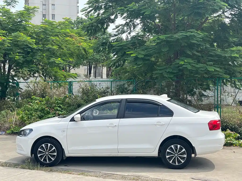 Volkswagen Jetta — миниатюра 3