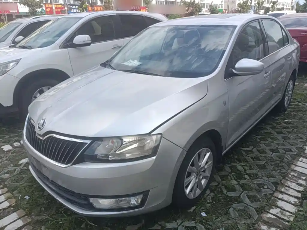 Skoda Rapid — миниатюра 2