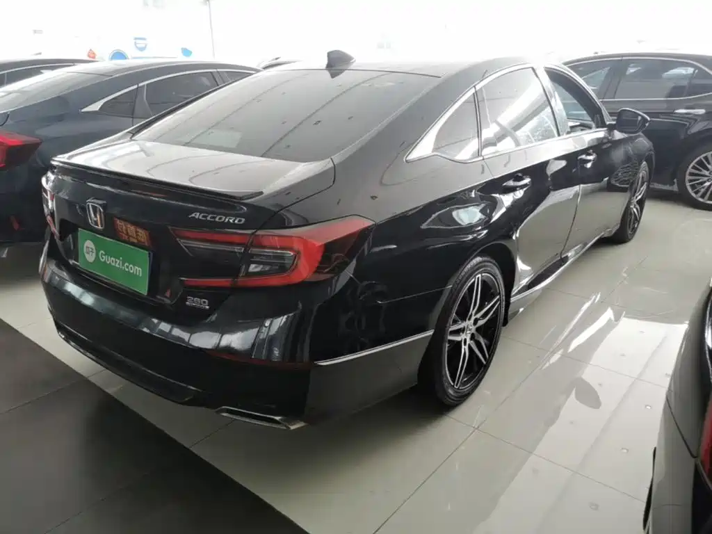 Honda Accord — миниатюра 7