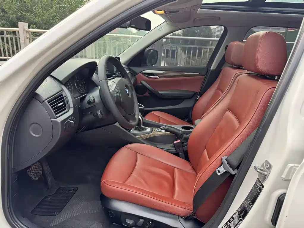 BMW X1 2012 xDrive20i Luxury