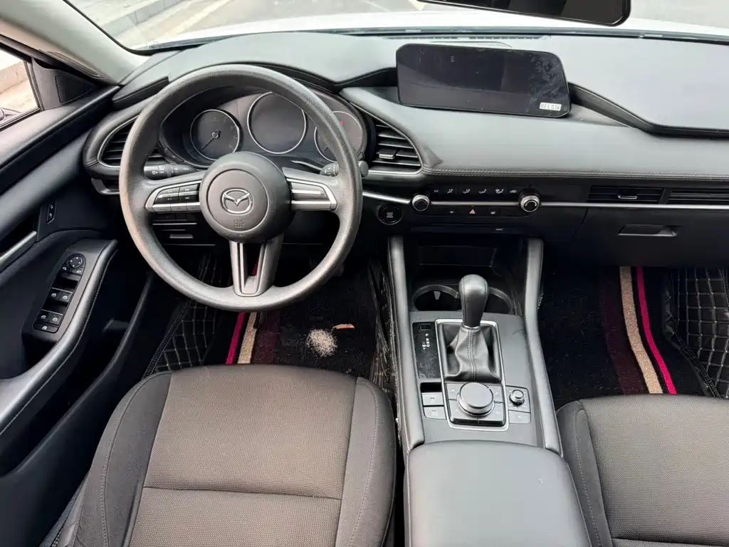 Mazda 3 Axela — миниатюра 8