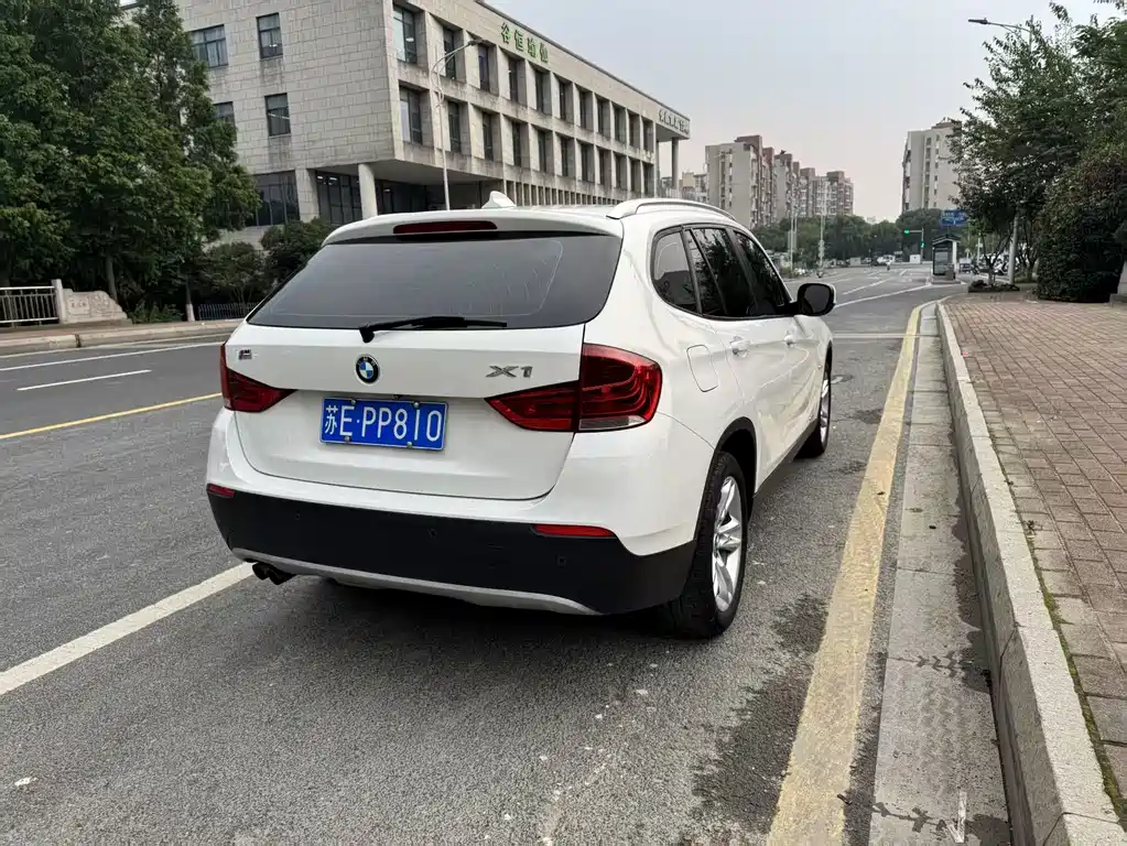 BMW X1 2012 xDrive20i Luxury