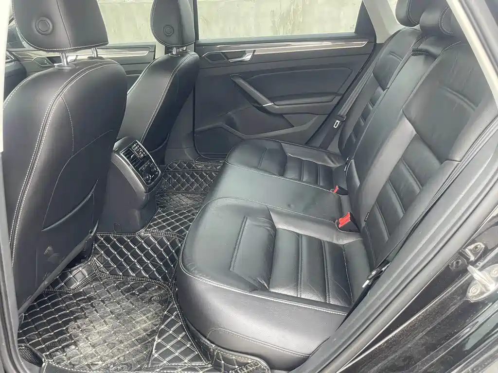 Volkswagen Passat 2017 330TSI DSG