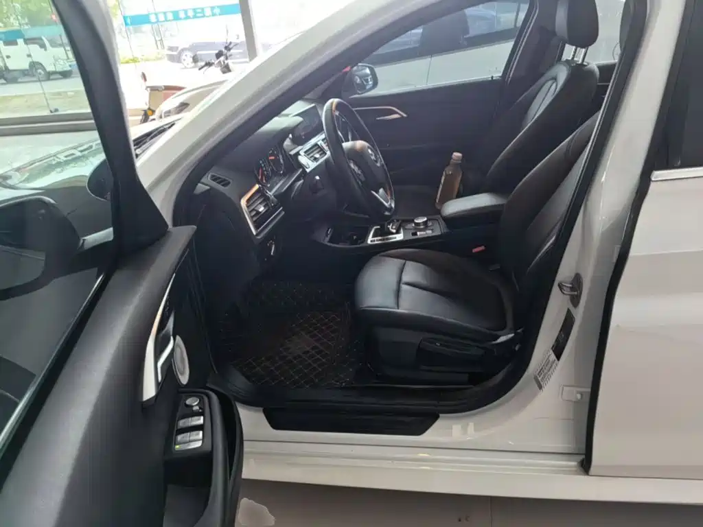BMW 1 Series — миниатюра 15