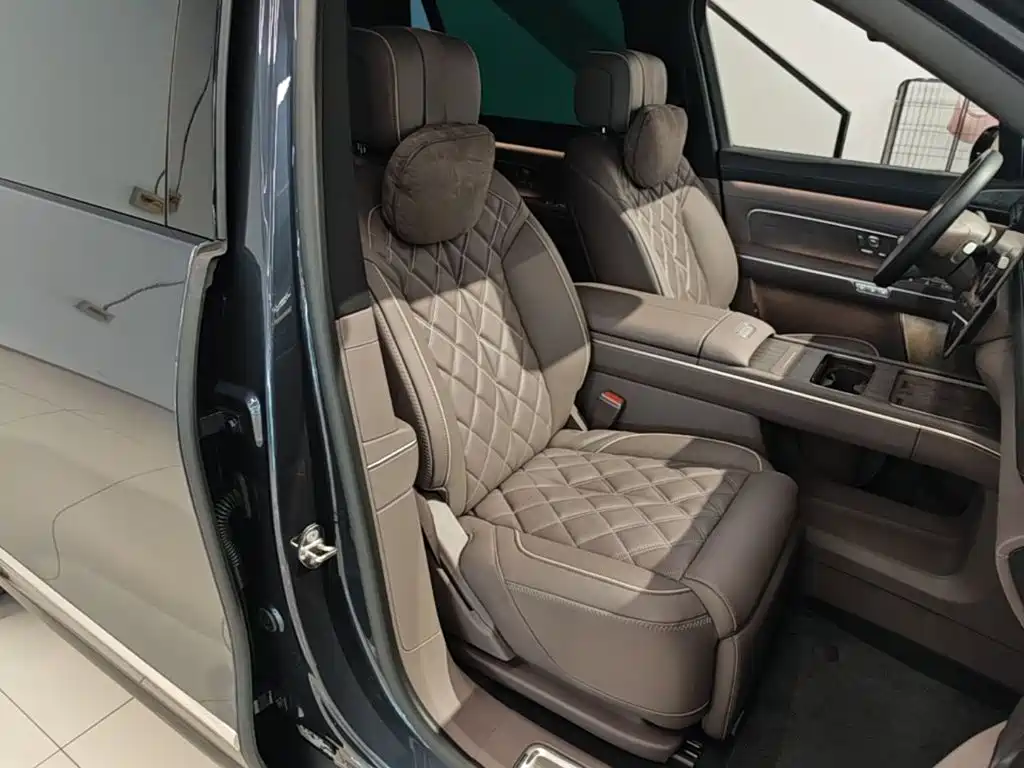 NIO ES8 — миниатюра 25