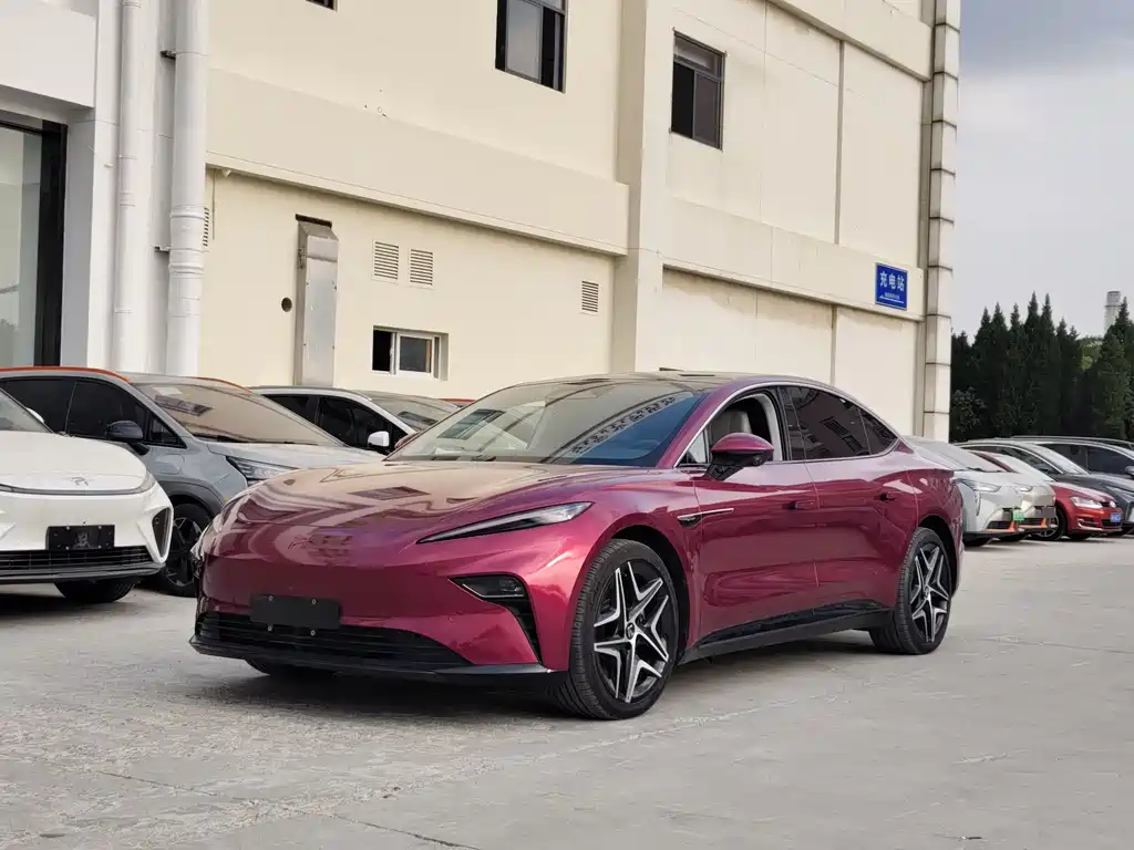 RISING AUTO FEIFAN F7