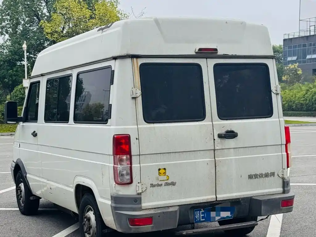 IVECO Daily — миниатюра 6