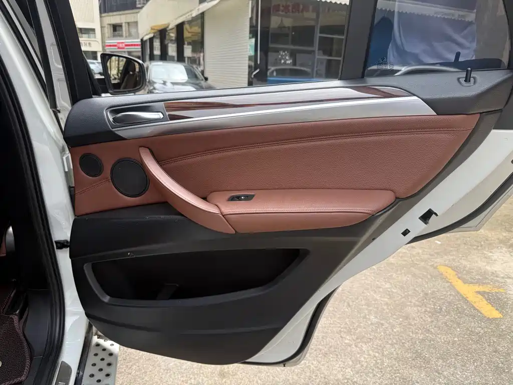 BMW X5 (Import) — миниатюра 25