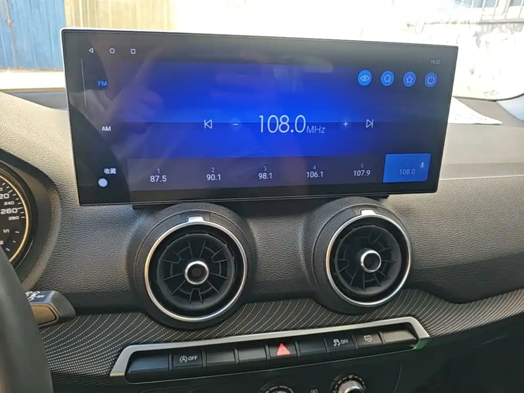 Audi Q2L — миниатюра 13