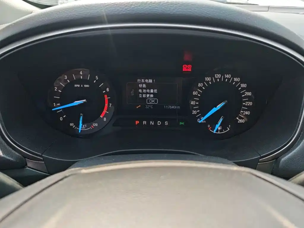 Ford Mondeo — миниатюра 12