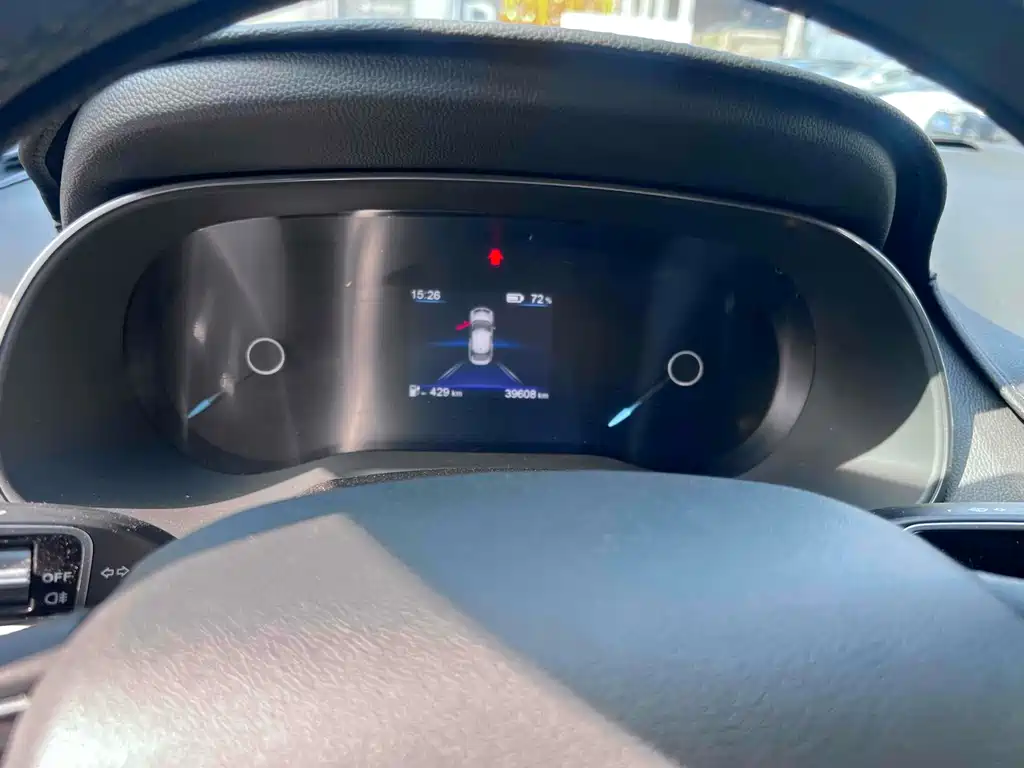 Hongqi E-QM5 2024 610km PLUS