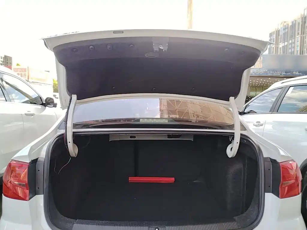 Volkswagen Bora — миниатюра 19