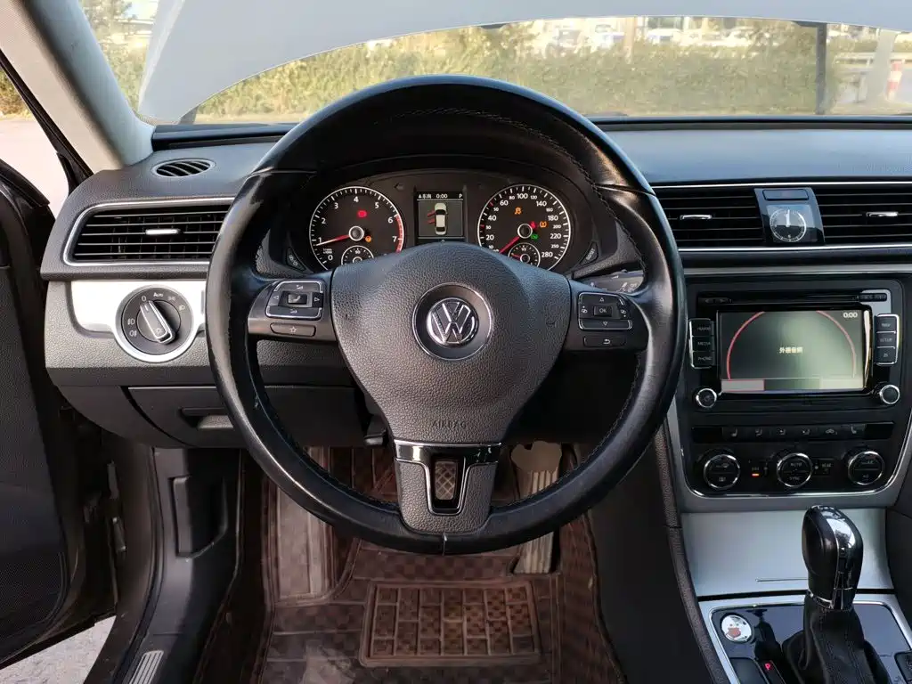Volkswagen Passat 2014 1.8TSI DSG