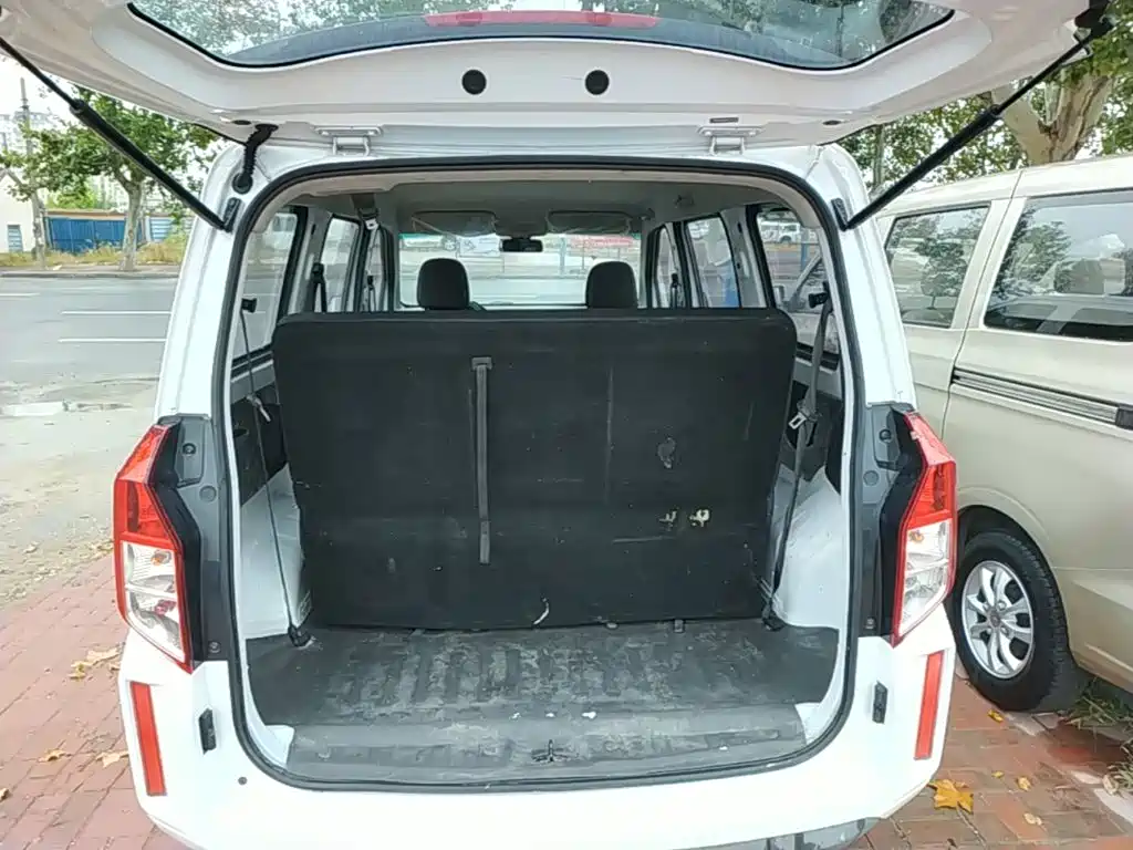 Wuling Hongguang PLUS — миниатюра 19