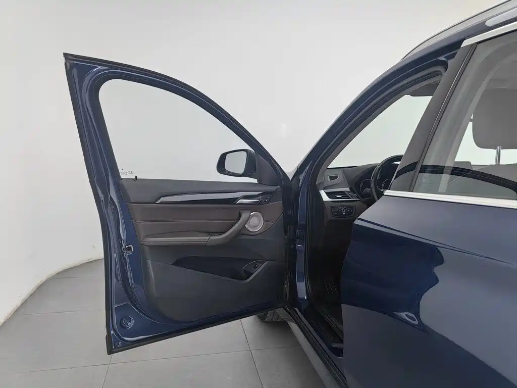 BMW X1 — миниатюра 8