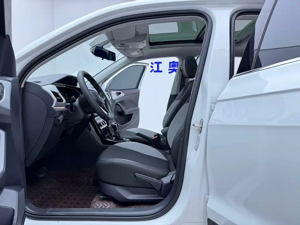 Volkswagen Tacqua — миниатюра 5
