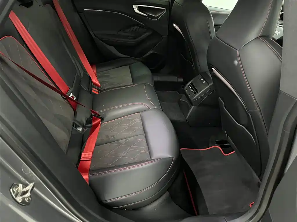 Audi A5L Sportback — миниатюра 10