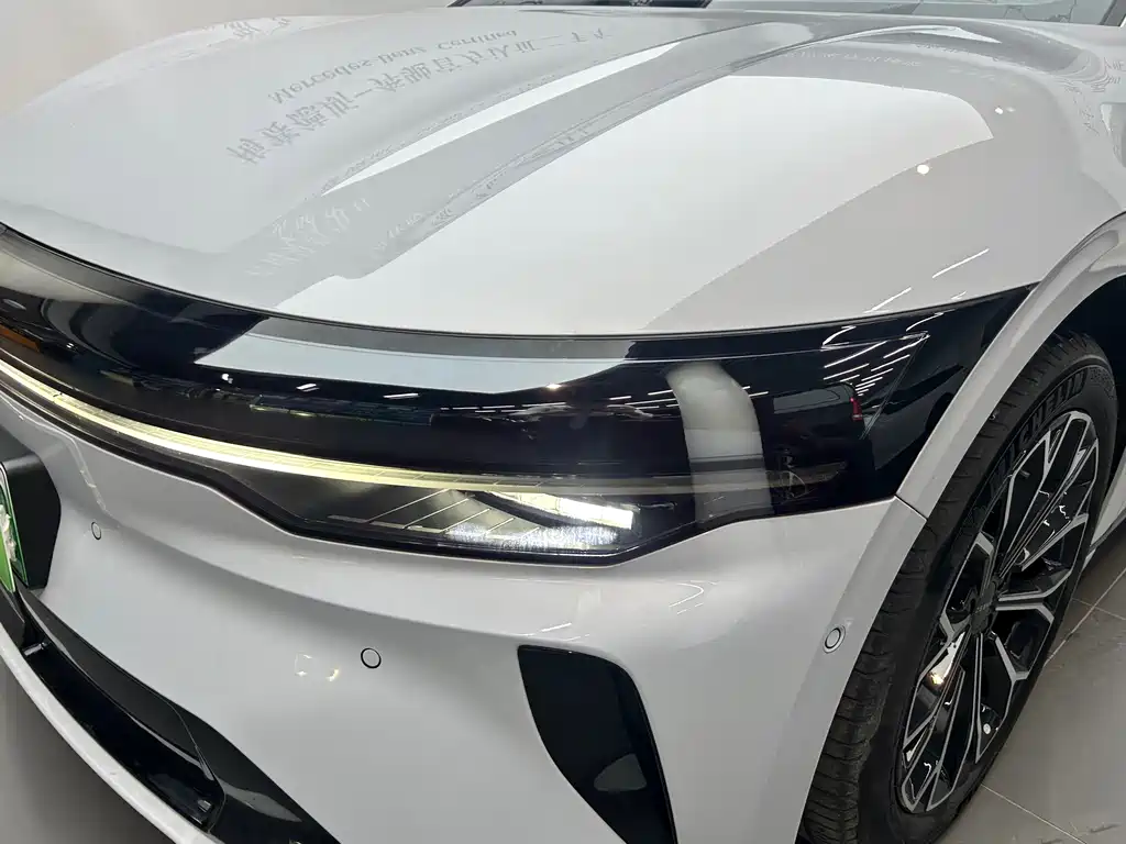 Zeekr 007GT — миниатюра 14