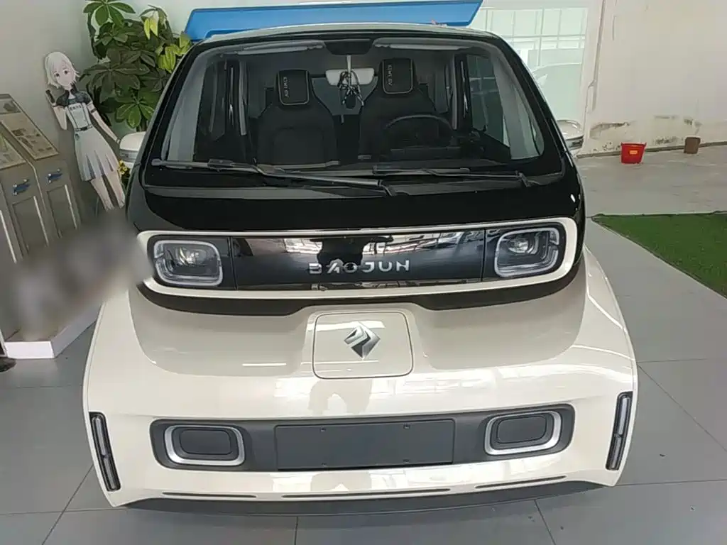 Baojun KiWi EV — миниатюра 3