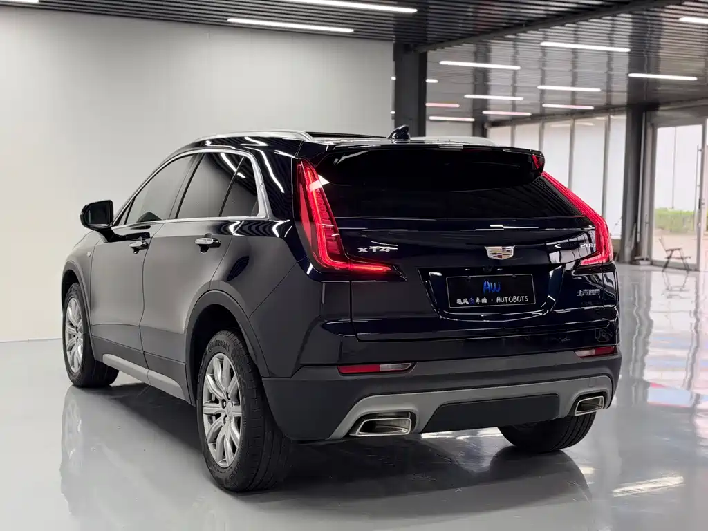Cadillac XT4 — миниатюра 8