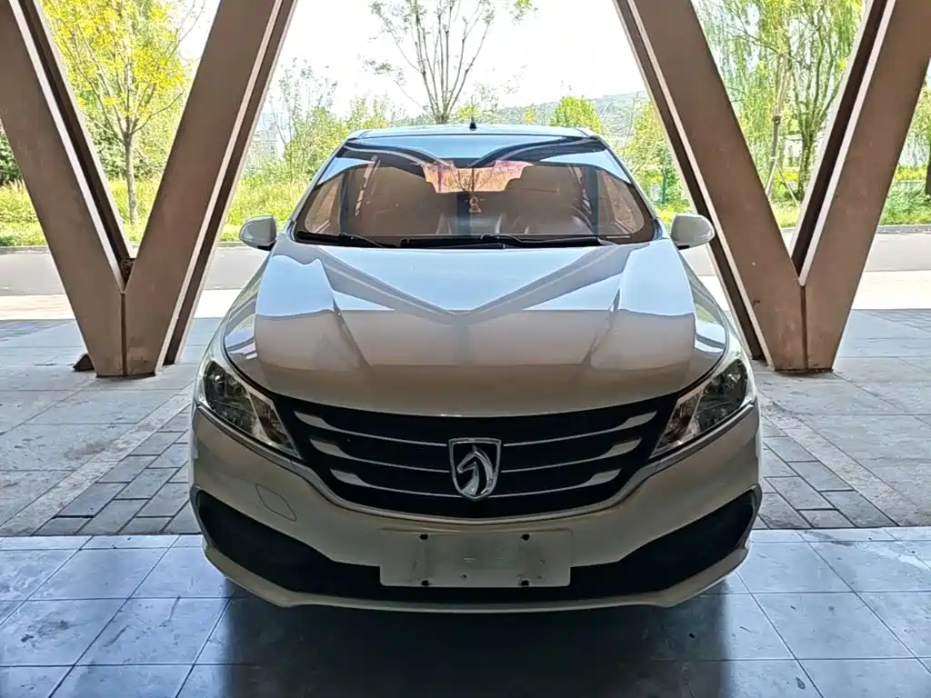 Baojun 310 — миниатюра 3