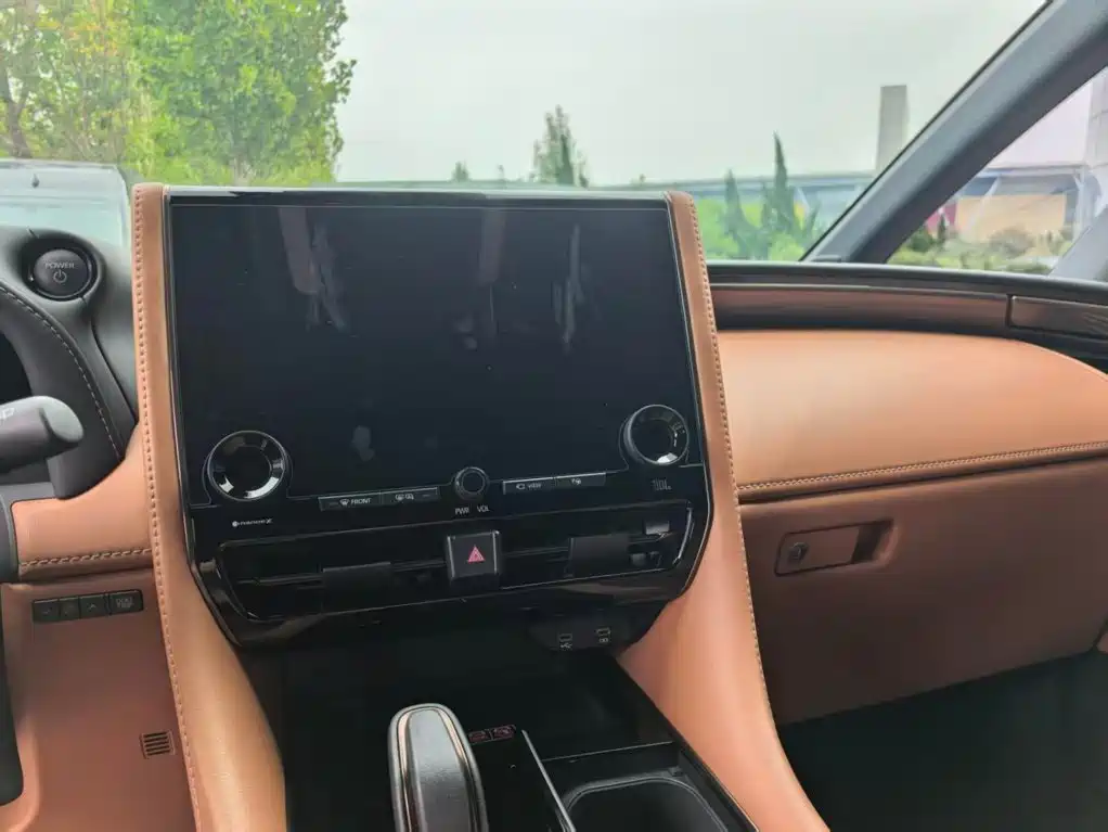 Toyota Vellfire — миниатюра 9