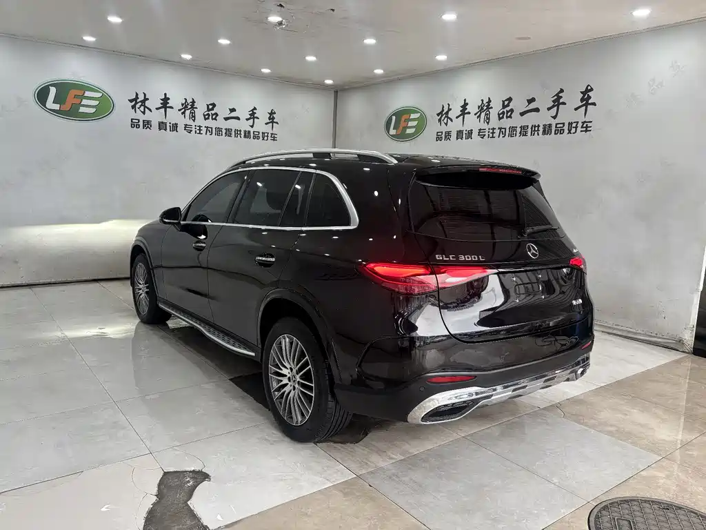 Mercedes-Benz GLC 2024 GLC 300 L 4MATIC 7 мест