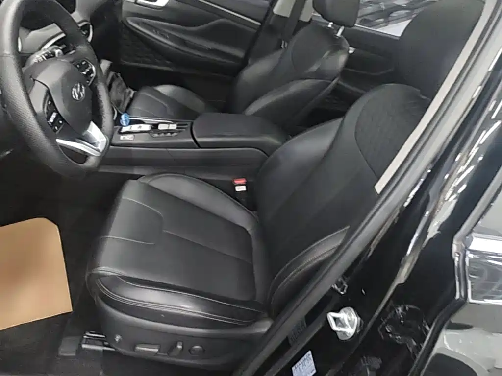 Hyundai Santa Fe — миниатюра 15