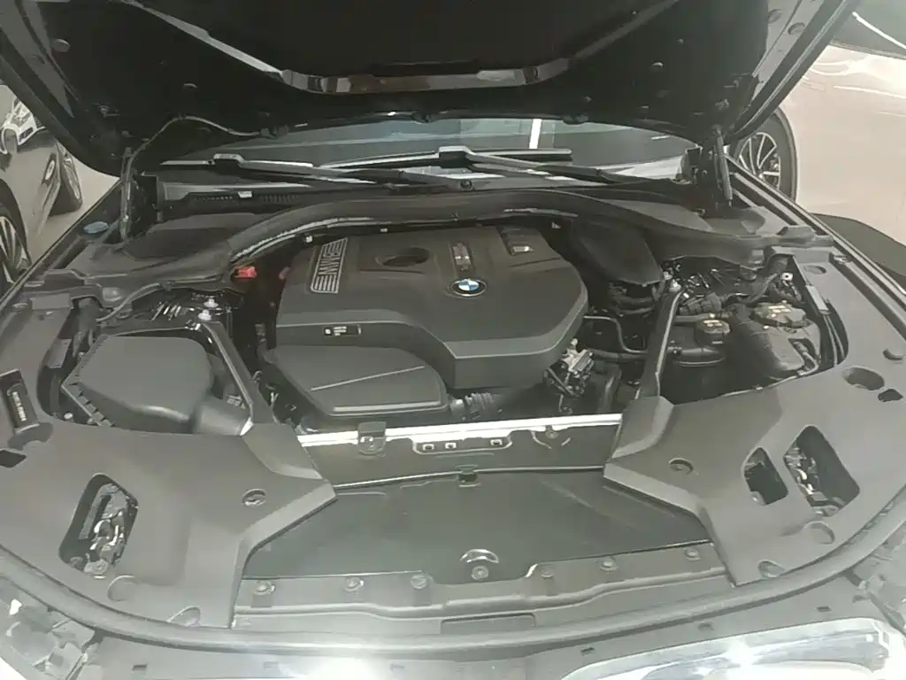 BMW 5 Series — миниатюра 20