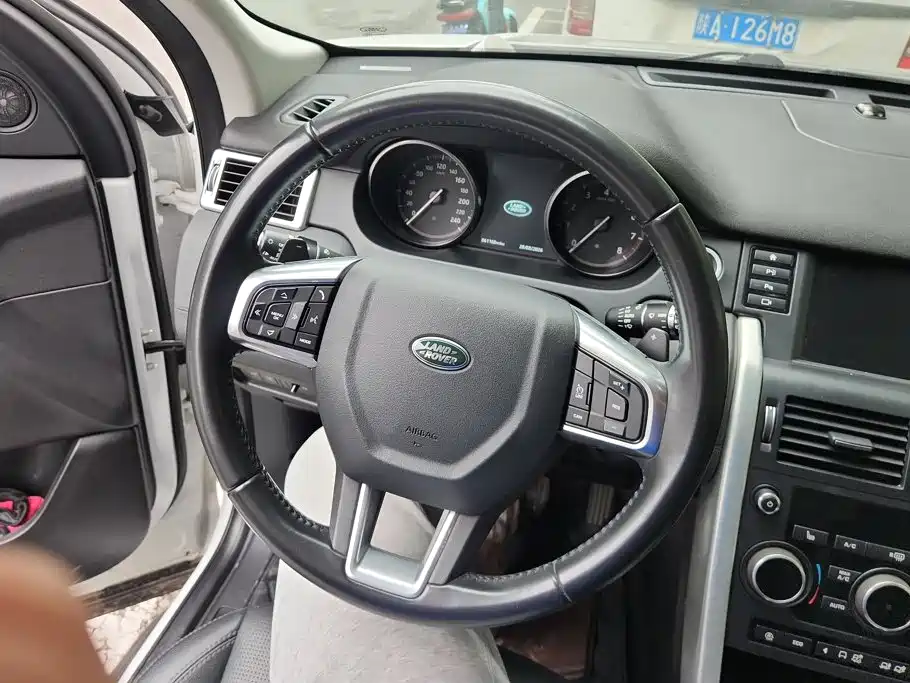 Land Rover Discovery Sport — миниатюра 14