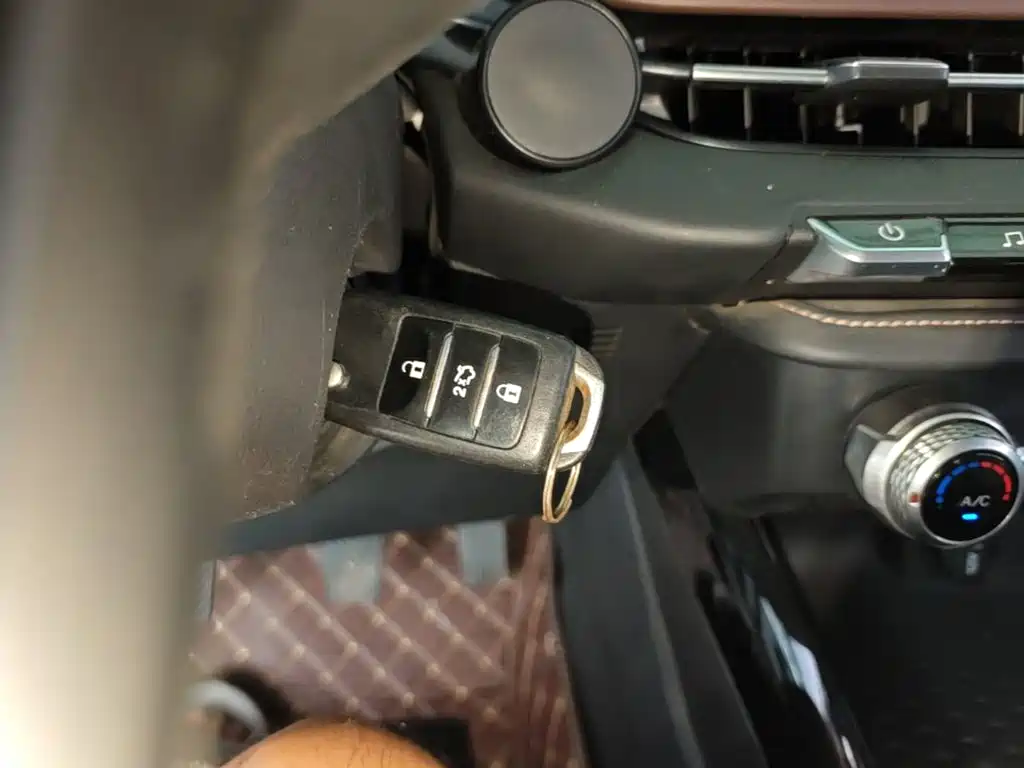 Changan CS15 — миниатюра 9