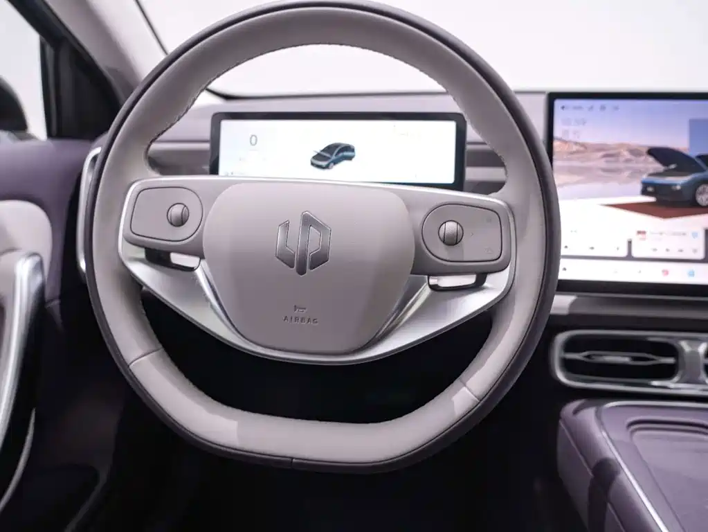 Leapmotor Leapmotor B01 — миниатюра 16